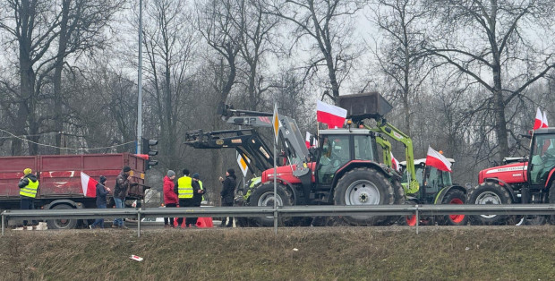 Protest rolników na Mazowszu. Kilkaset ciągników na drogach [MAPA ...